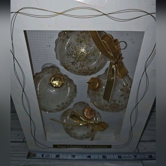 Christmas Holiday Vintage Glass Tree Ornaments Clear With Gold Snowflakes USA - Picture 8 of 8